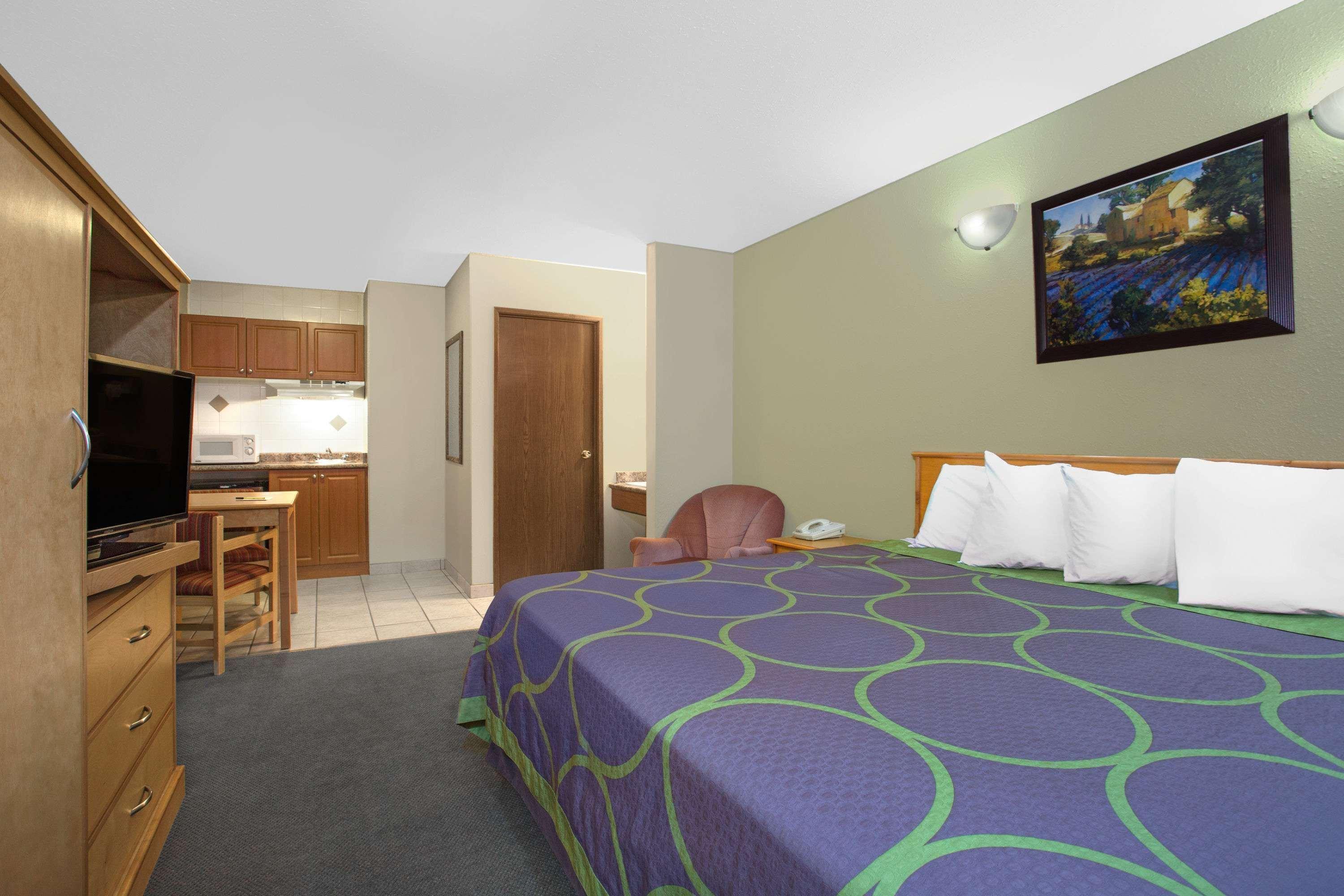 Park Inn By Radisson Osoyoos Esterno foto
