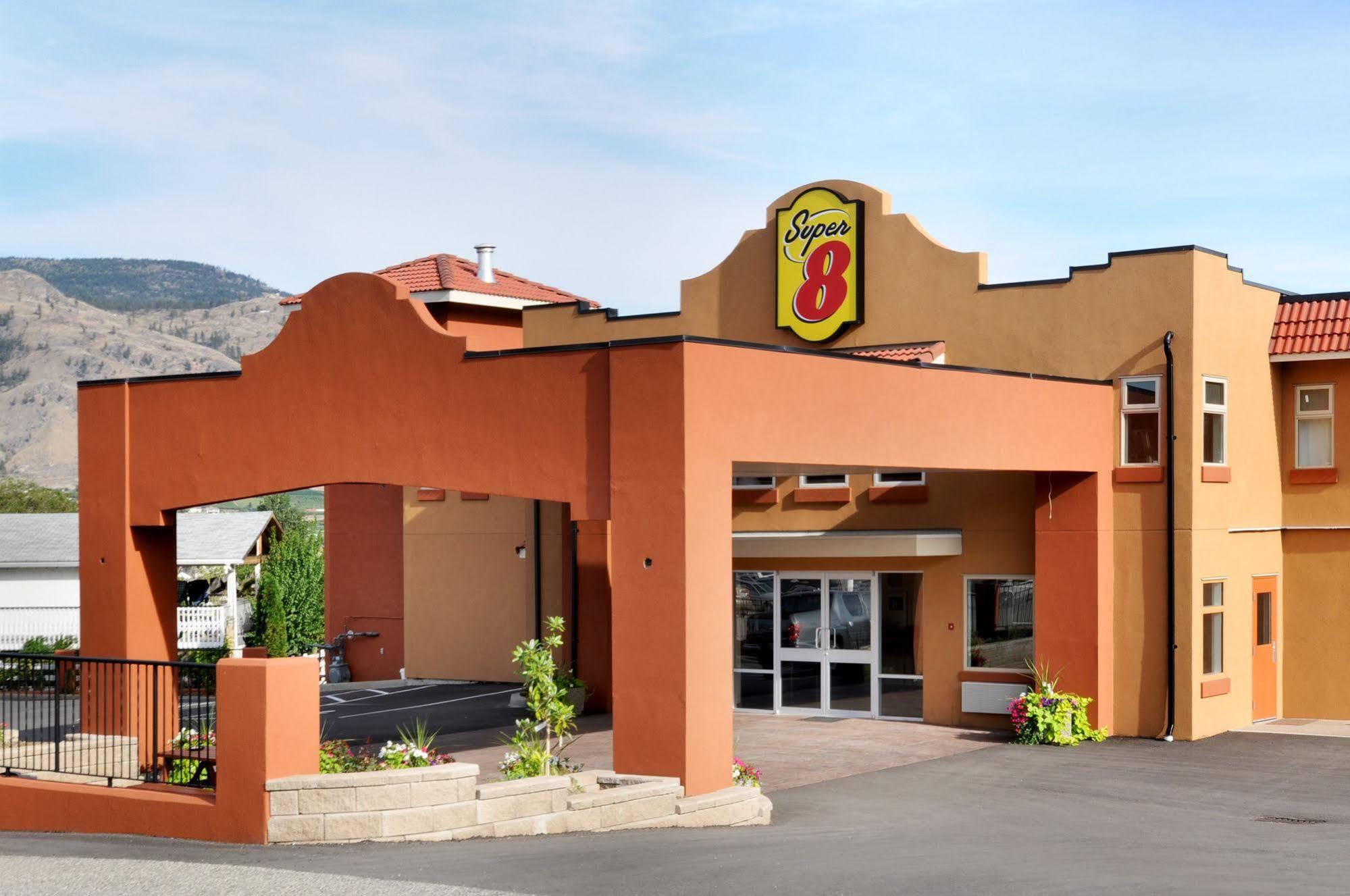 Park Inn By Radisson Osoyoos Esterno foto